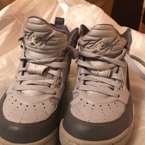 Air JORDAN Sneakers size-US 5Y—good condition